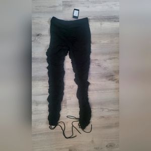 Black scrunched leggings